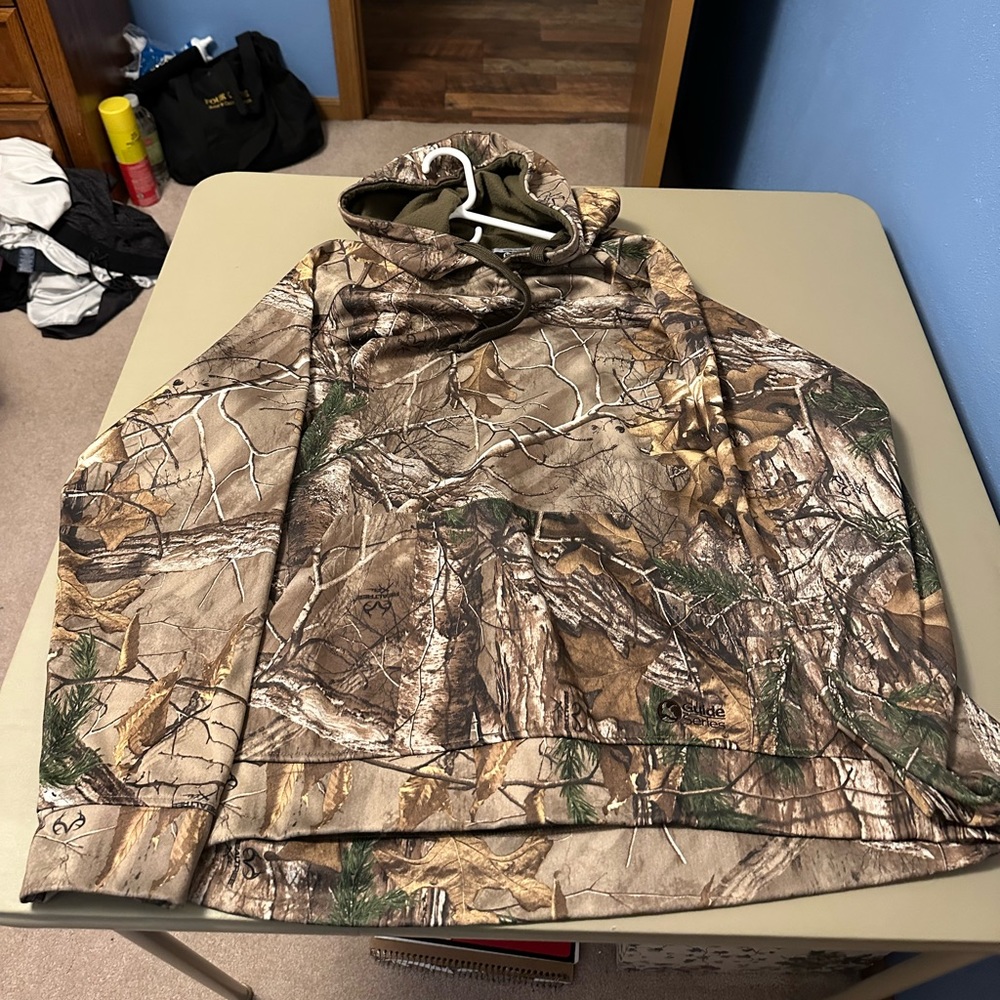 Gander Mountain Guide Series Realtree XTRA camoflague hoodie with drawstrings